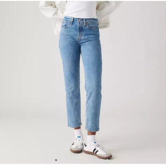 Levi's Women's Straight Leg Jeans - Light Blue - Picture 1 of 7